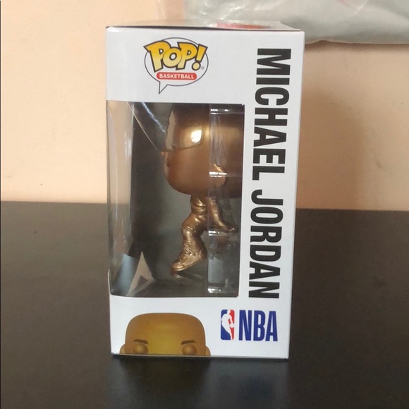 Bronze Michael Jordan Funko Pop - Picture 2 of 7